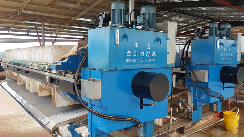 廂式壓濾機在尾礦處理中的應用及注意事項 廂式壓濾機在尾礦處理中的應用及注意事項